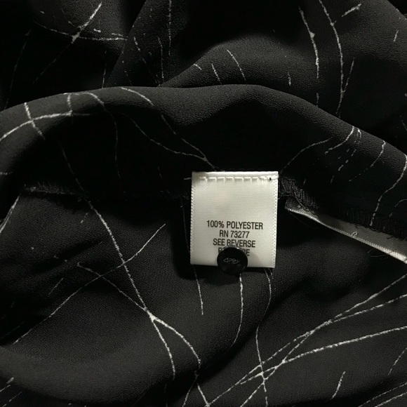 Simply Vera Wang Top Size Large - Picture 5 of 6